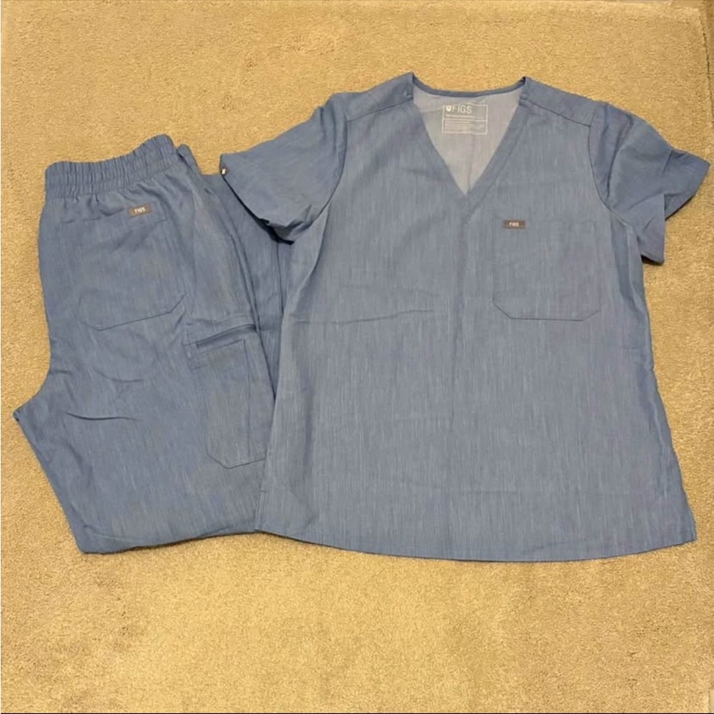 Figs Blue Scrub Set Size L and LT pants